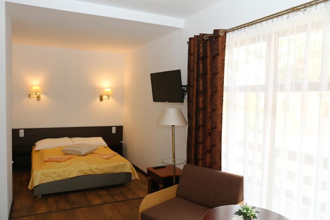 Отели типа «постель и завтрак» Rezydencja Nad Wigrami Standard & Comfort Rooms Gawrych Ruda-19