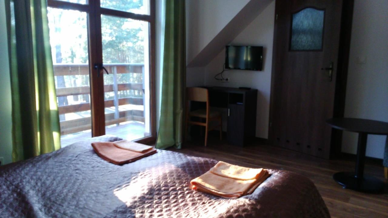 Отели типа «постель и завтрак» Rezydencja Nad Wigrami Standard & Comfort Rooms Gawrych Ruda