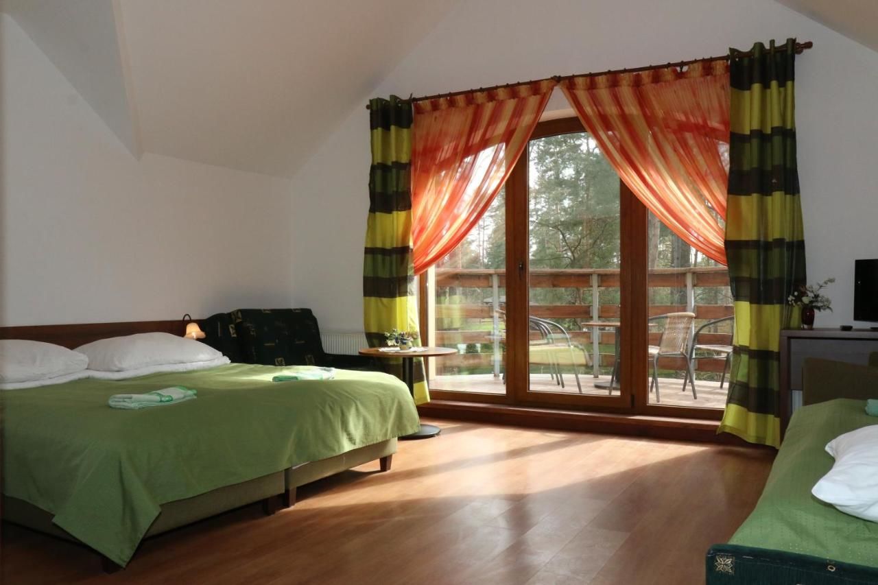 Отели типа «постель и завтрак» Rezydencja Nad Wigrami Standard & Comfort Rooms Gawrych Ruda-36
