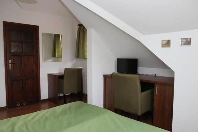 Отели типа «постель и завтрак» Rezydencja Nad Wigrami Standard & Comfort Rooms Gawrych Ruda-30