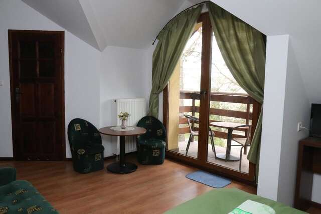 Отели типа «постель и завтрак» Rezydencja Nad Wigrami Standard & Comfort Rooms Gawrych Ruda-39